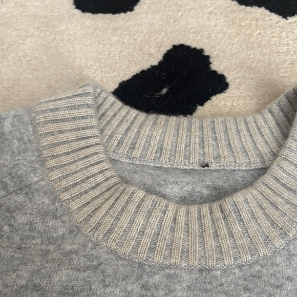 NAADAM 100% cashmere Striped Gray and Black Sweater medium - Picture 4 of 4